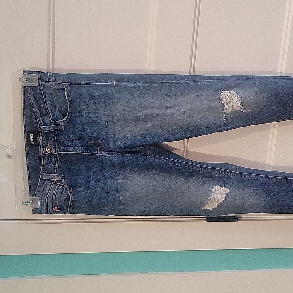 Hudson distressed Jeans Natalie super skinny size 26 EUC Gently Worn